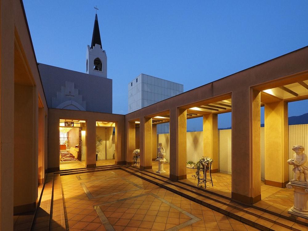 Clayton Bay Hotel Kure Zewnętrze zdjęcie